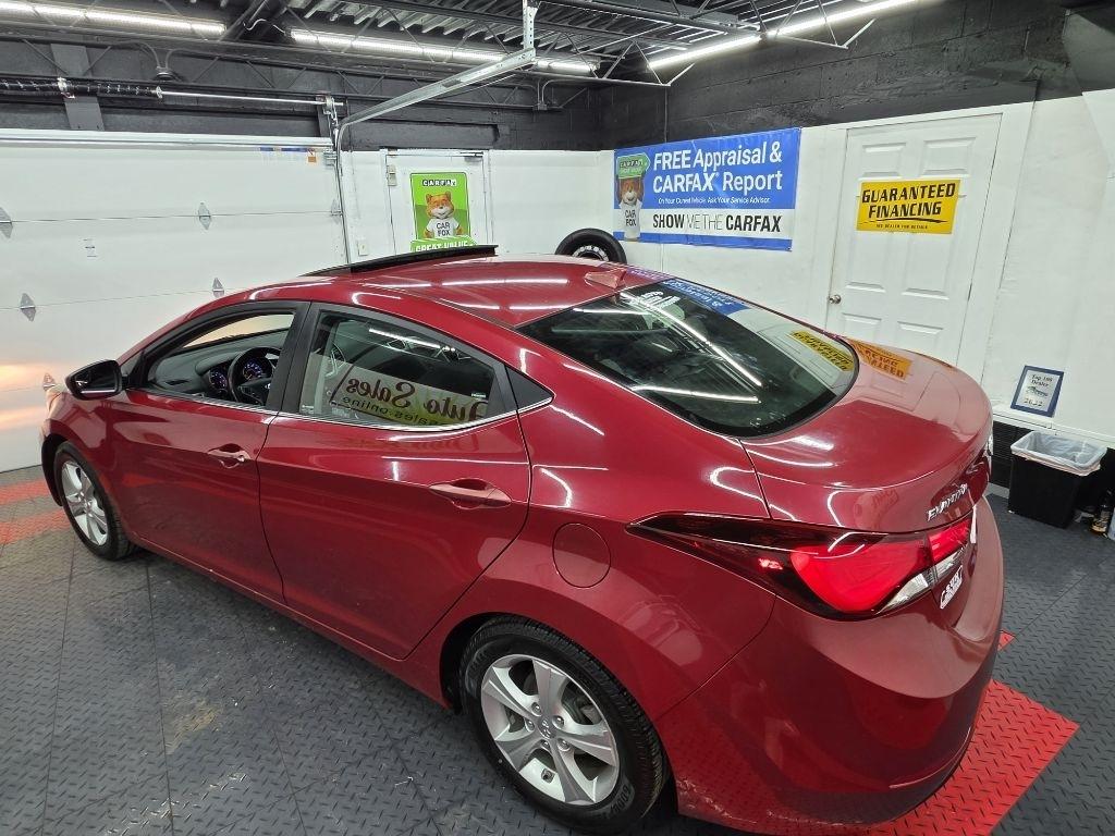 Hyundai Elantra  2016