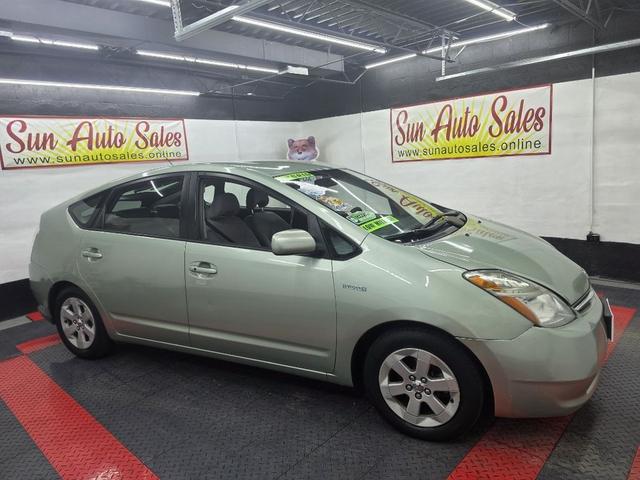 Green 2009 Toyota Prius Hatchback Continuously Variable Transmission
