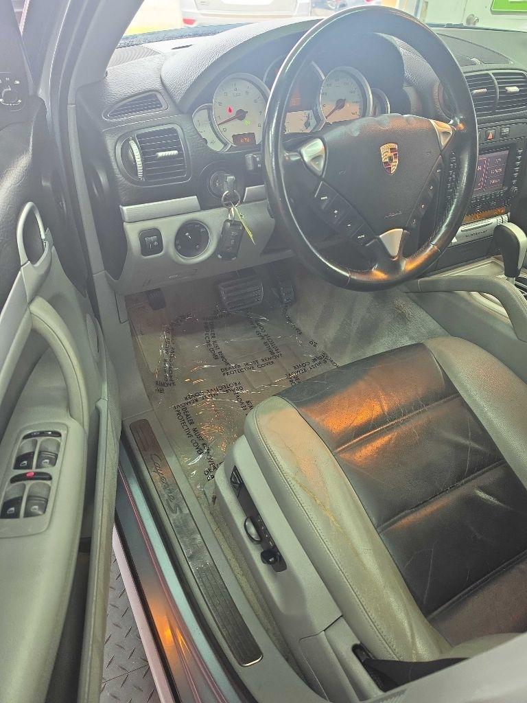 Porsche Cayenne  2006