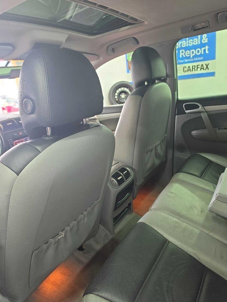 Porsche Cayenne  2006