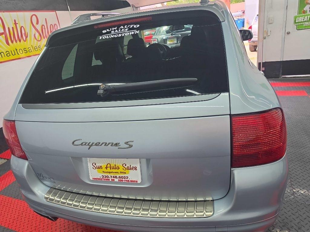 Porsche Cayenne  2006