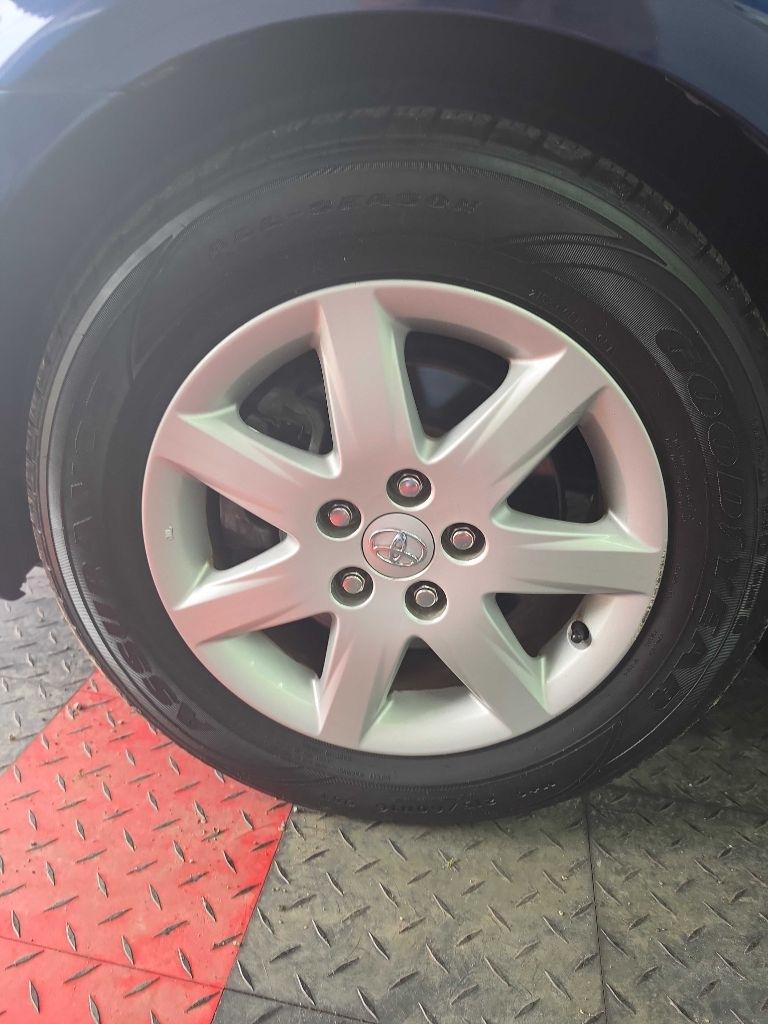 Toyota Avalon  2006
