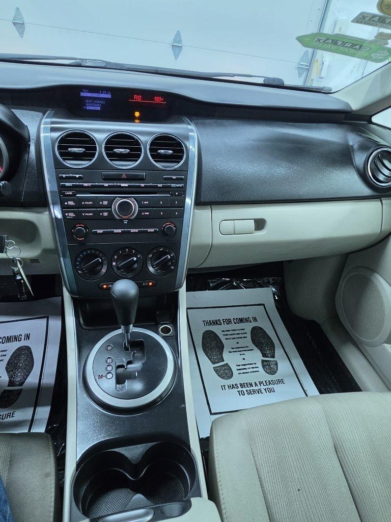Mazda CX-7  2011