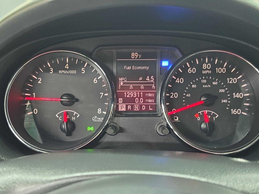 Nissan Rogue  2011