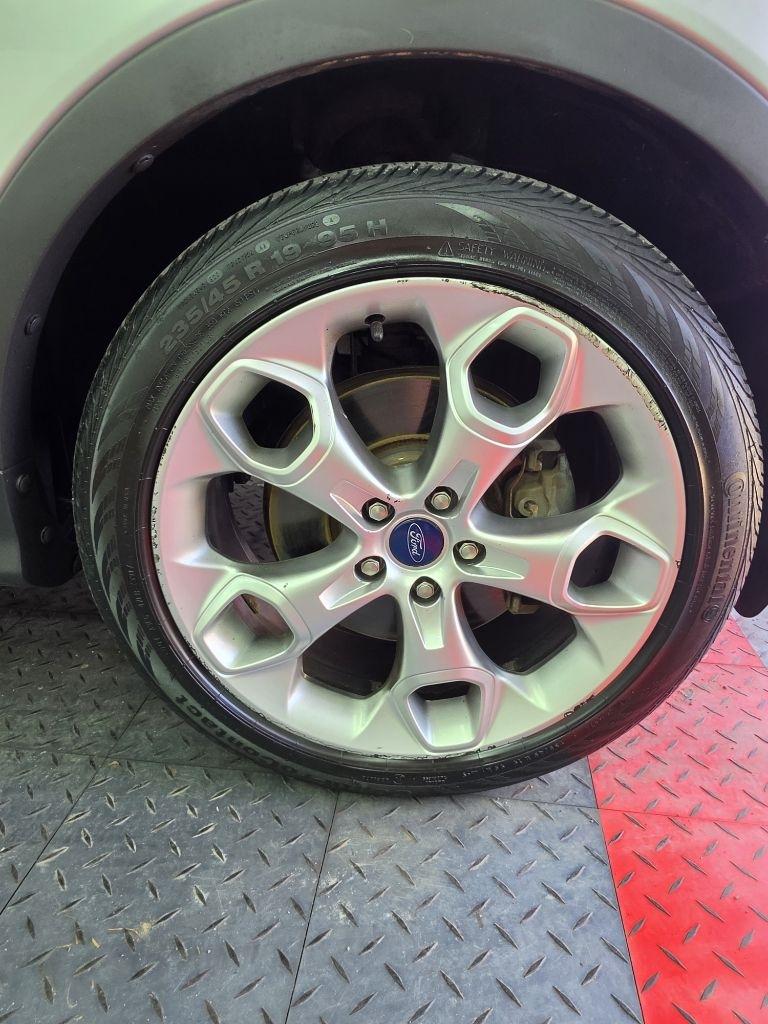 Ford Escape  2013