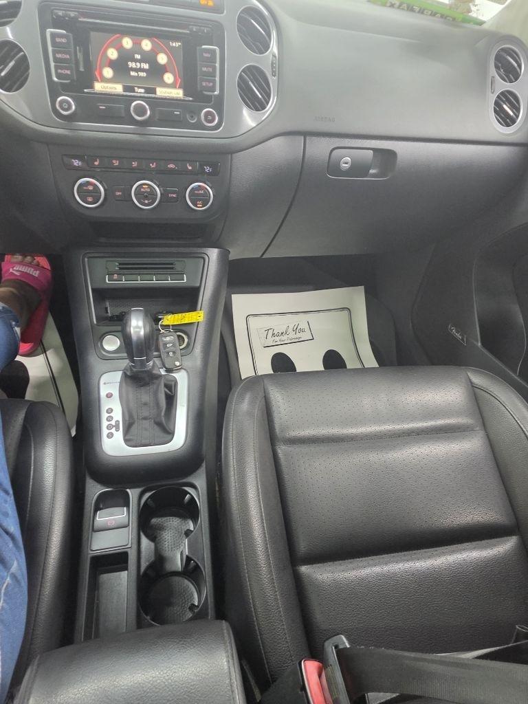 Volkswagen Tiguan  2014