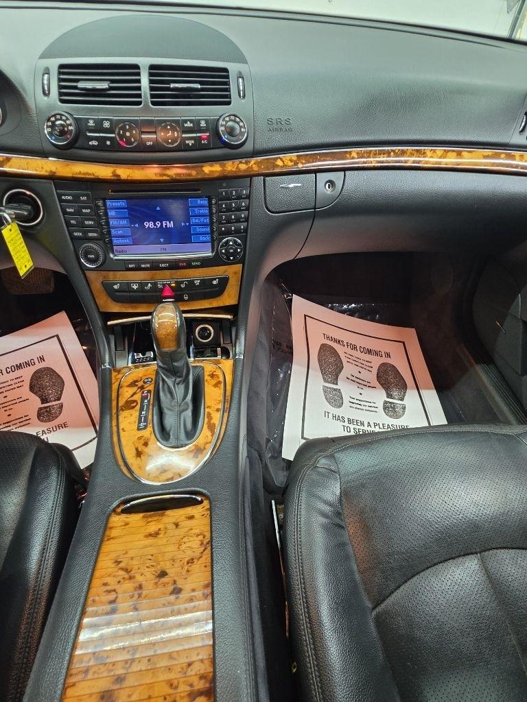 Mercedes-Benz E-Class  2006