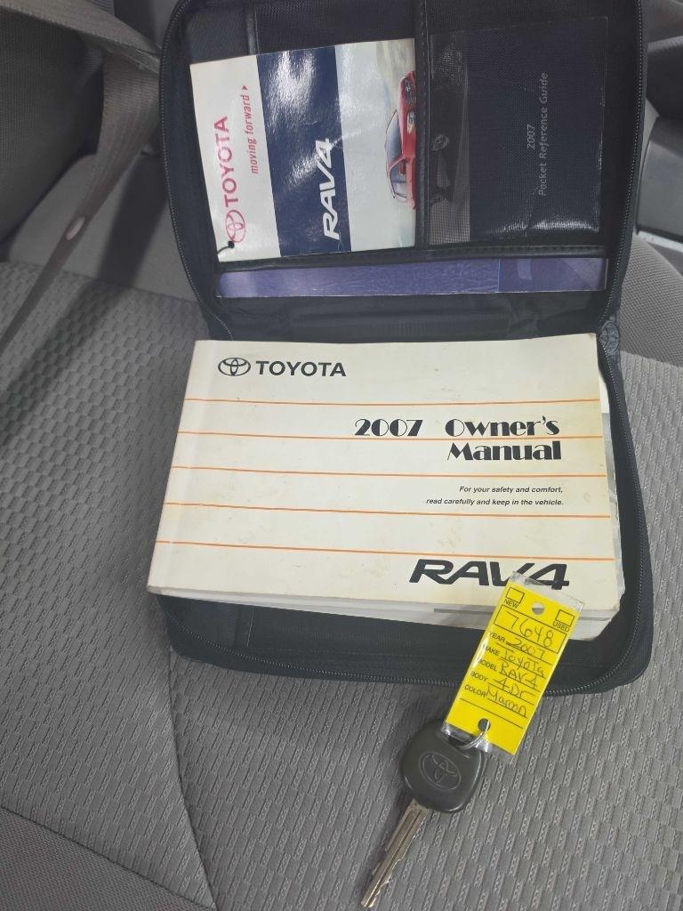Toyota RAV4  2007