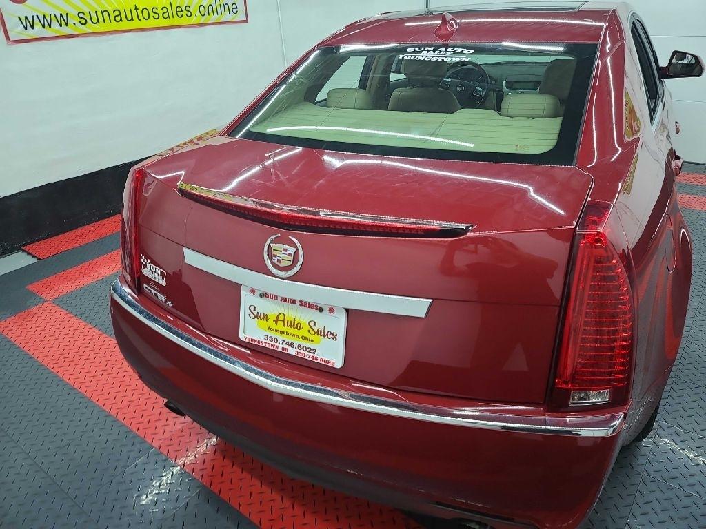 Cadillac CTS  2010