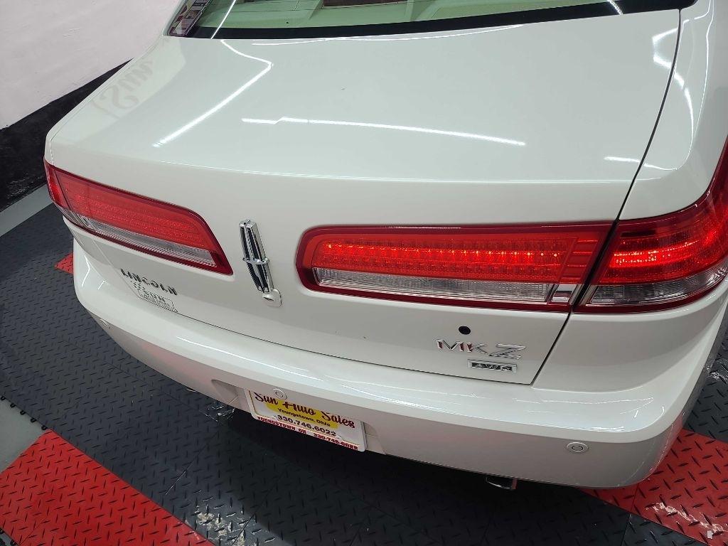 Lincoln MKZ  2010