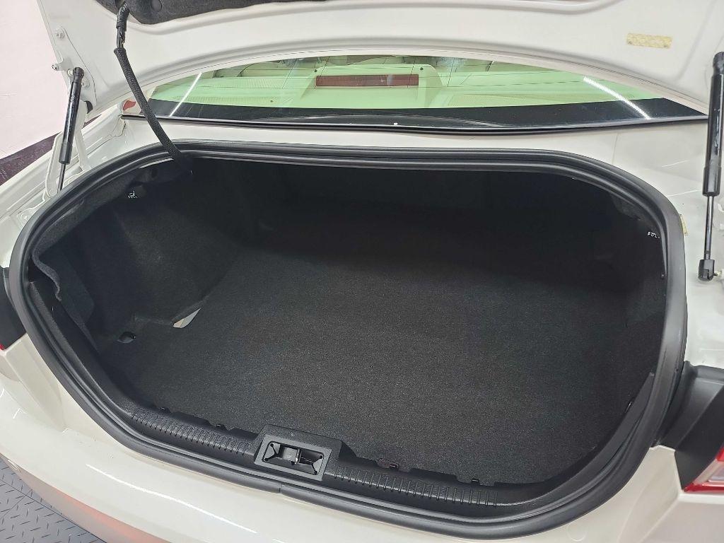 Lincoln MKZ  2010