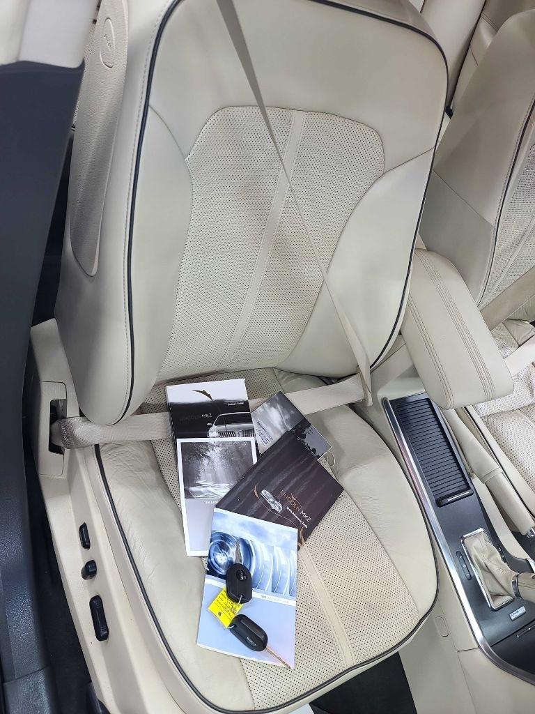 Lincoln MKZ  2010