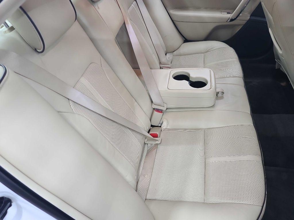 Lincoln MKZ  2010