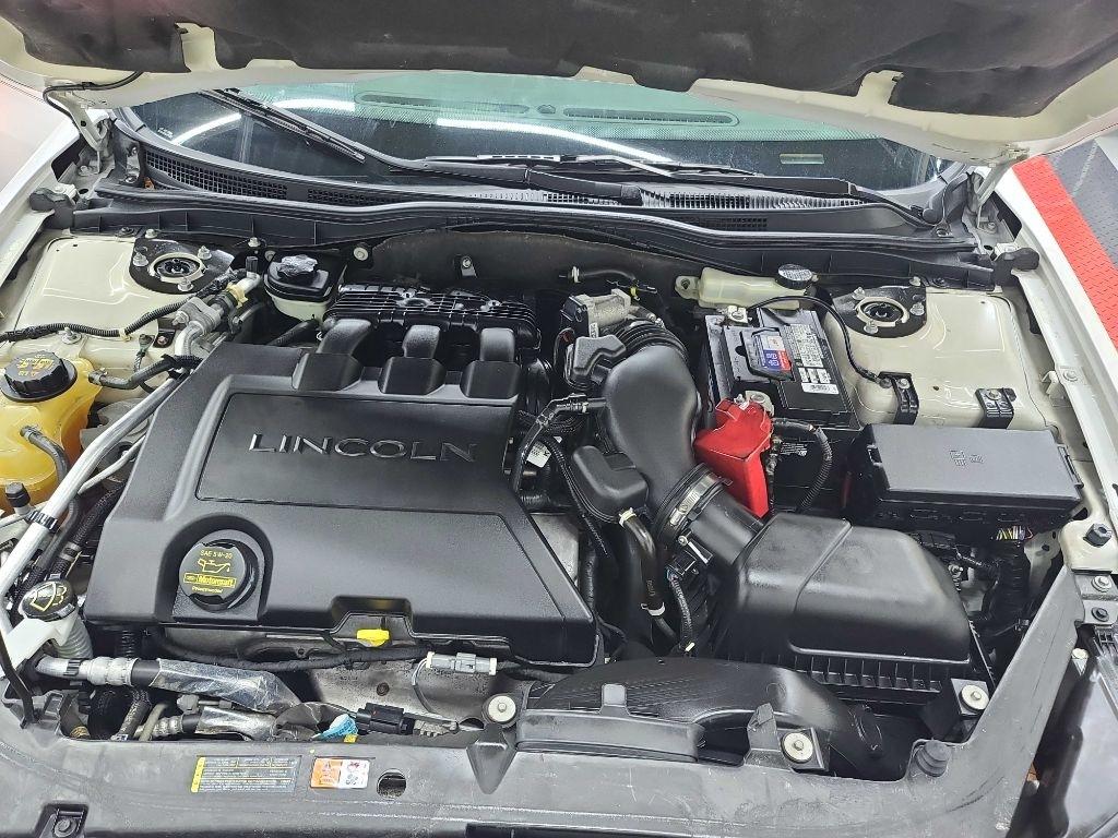 Lincoln MKZ  2010