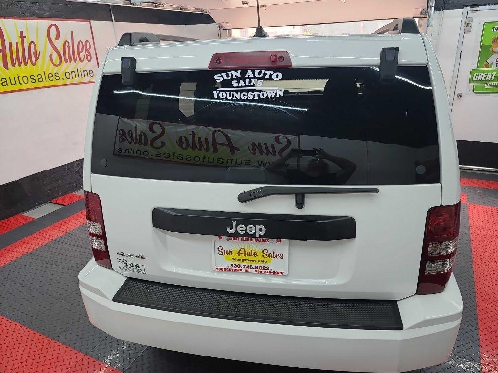 Jeep Liberty  2012