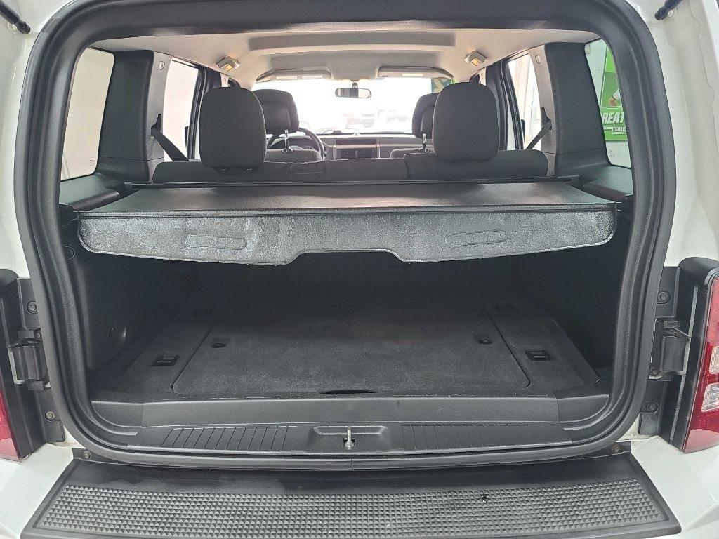 Jeep Liberty  2012
