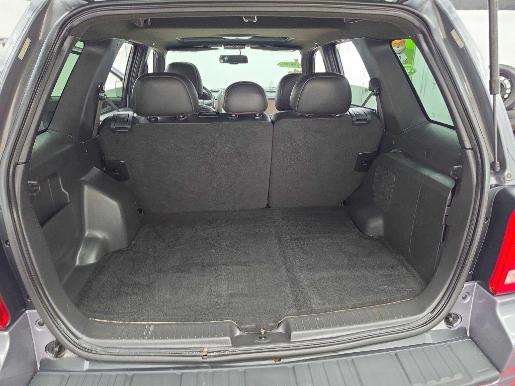 Ford Escape  2008
