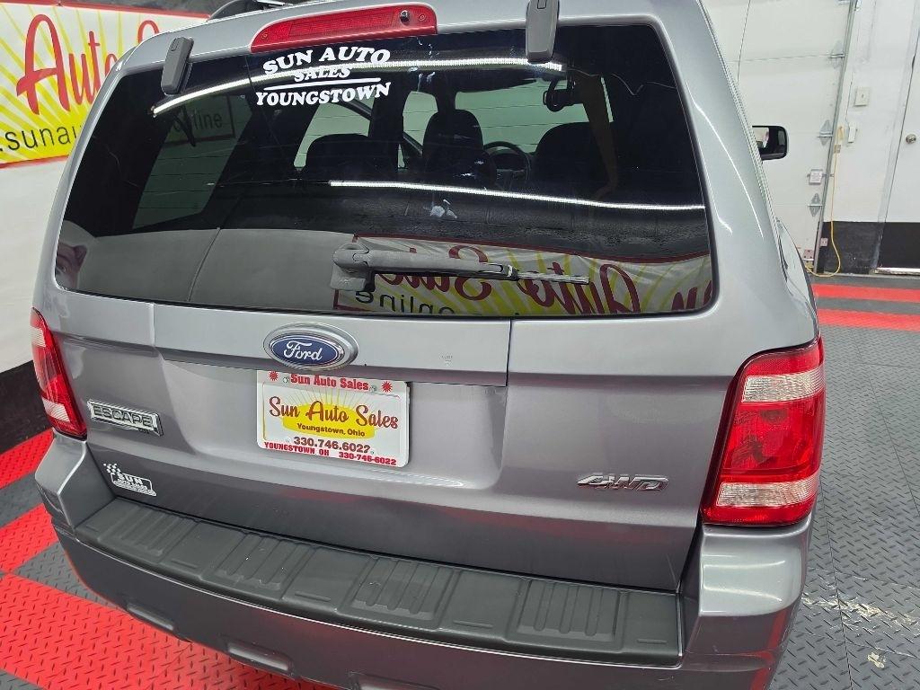 Ford Escape  2008