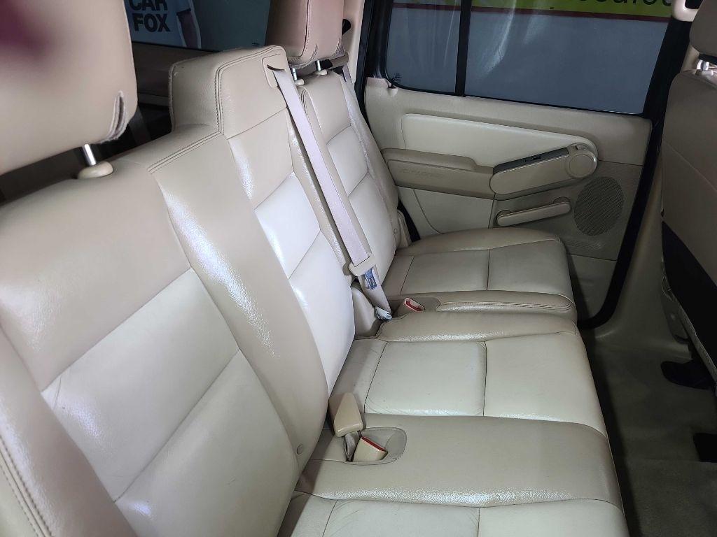 Ford Explorer  2006