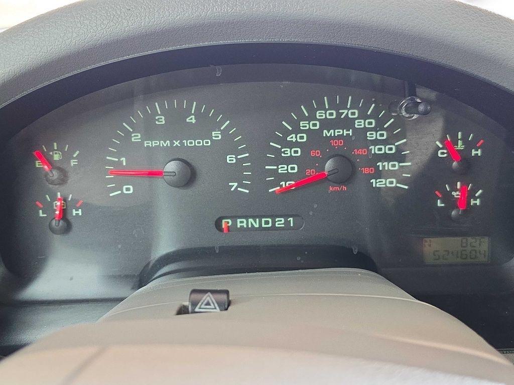 Ford F-150  2004
