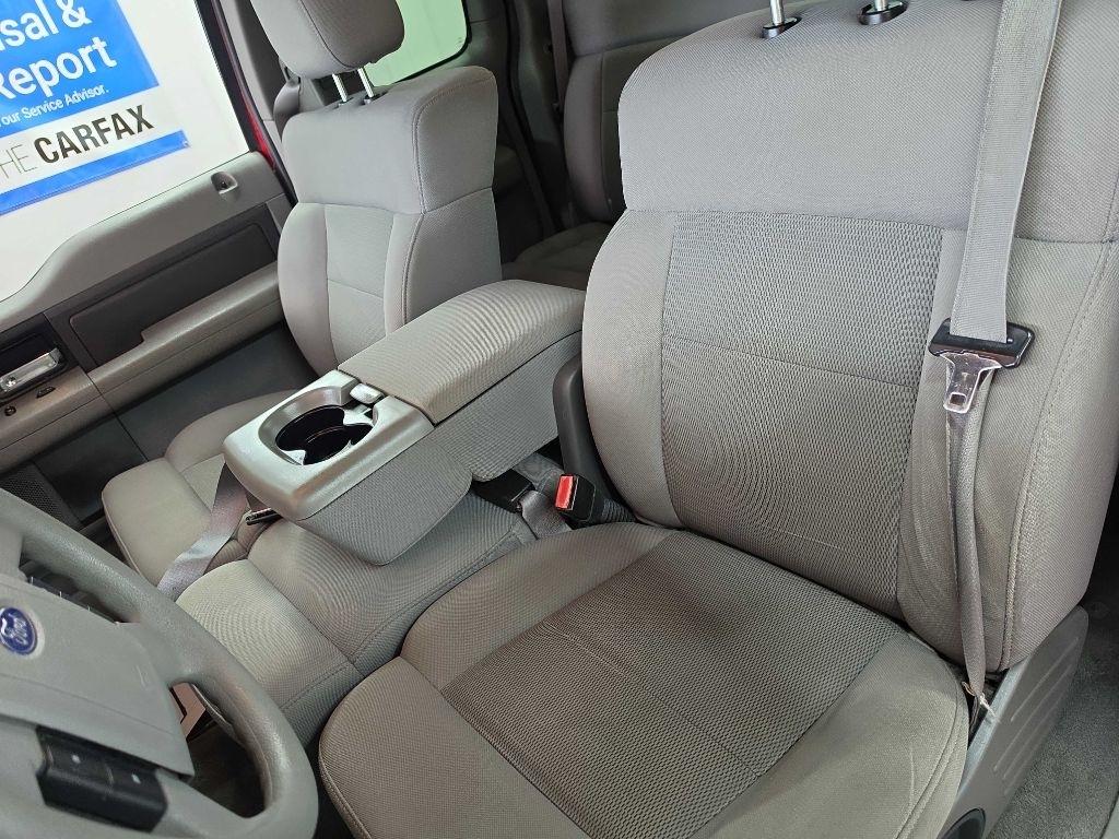 Ford F-150  2004