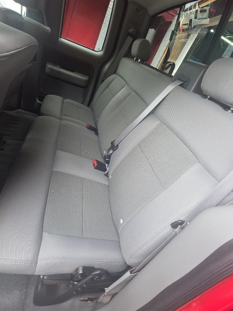 Ford F-150  2004