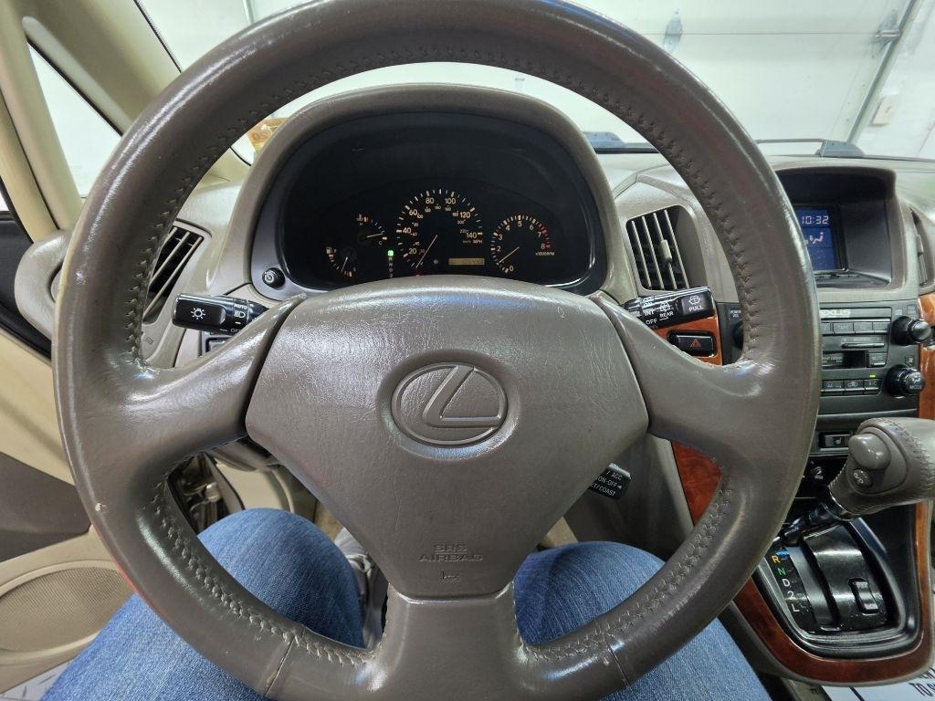 Lexus RX 300  2000
