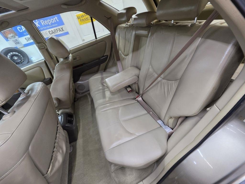 Lexus RX 300  2000
