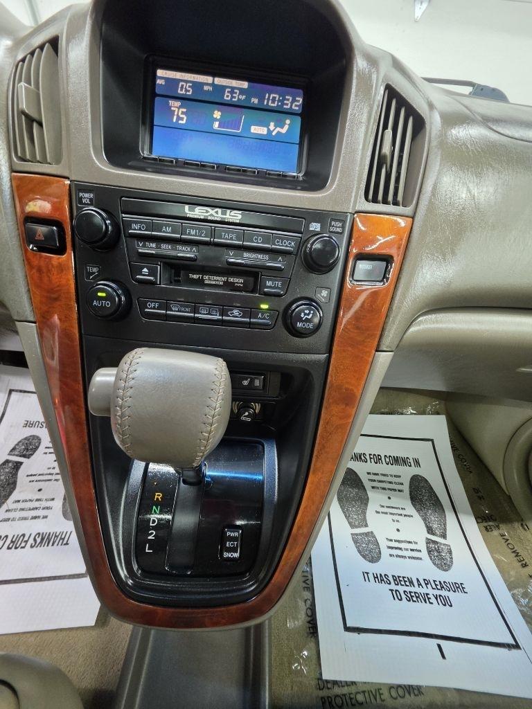 Lexus RX 300  2000