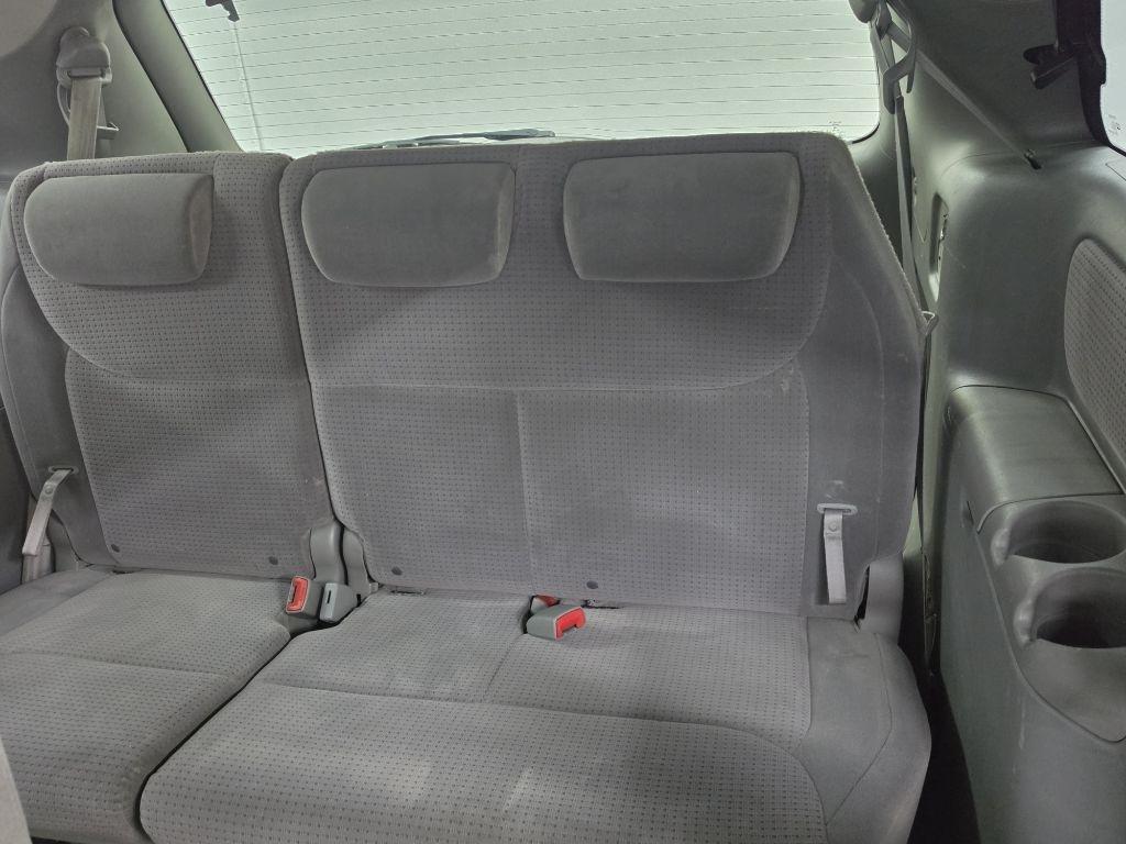 Toyota Sienna  2006