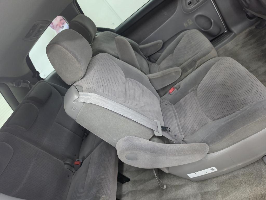 Toyota Sienna  2006