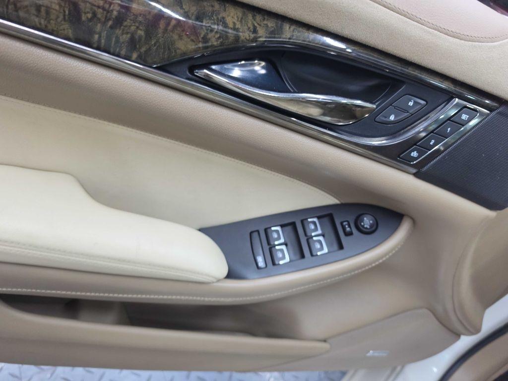 Cadillac CTS  2014