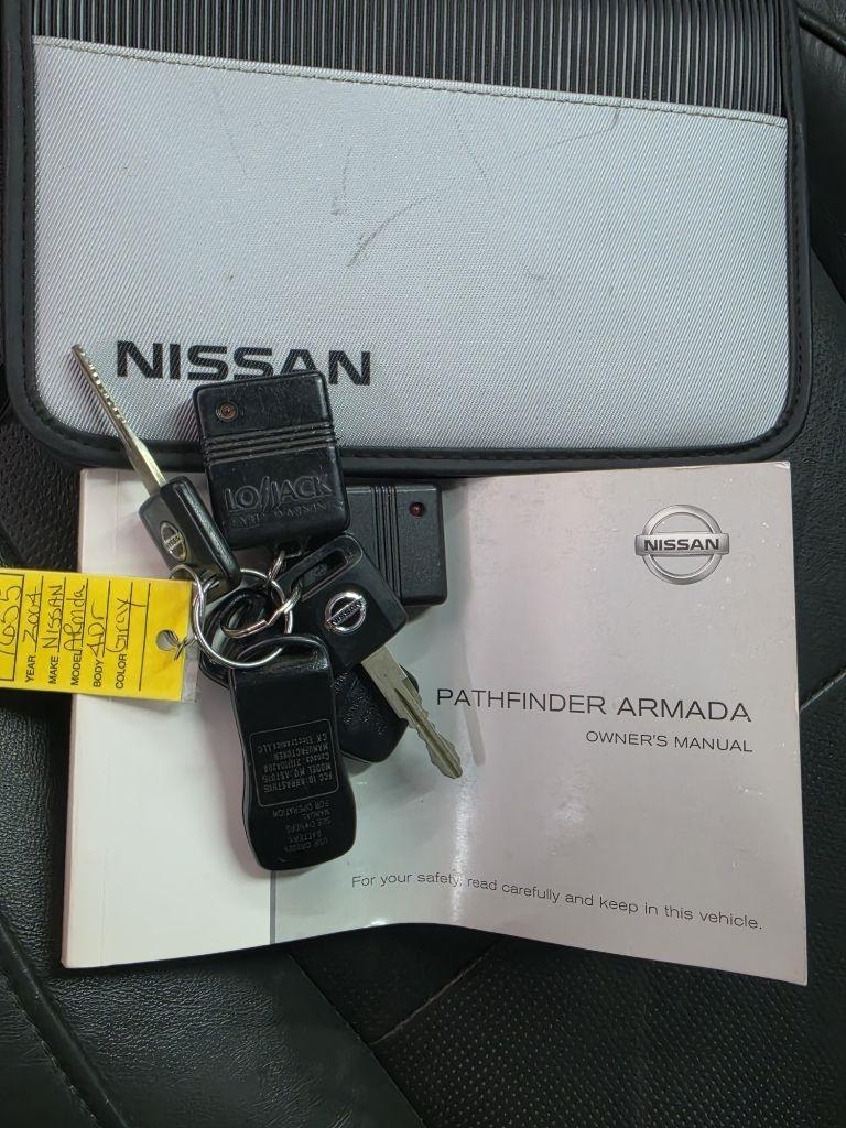 Nissan Armada  2004