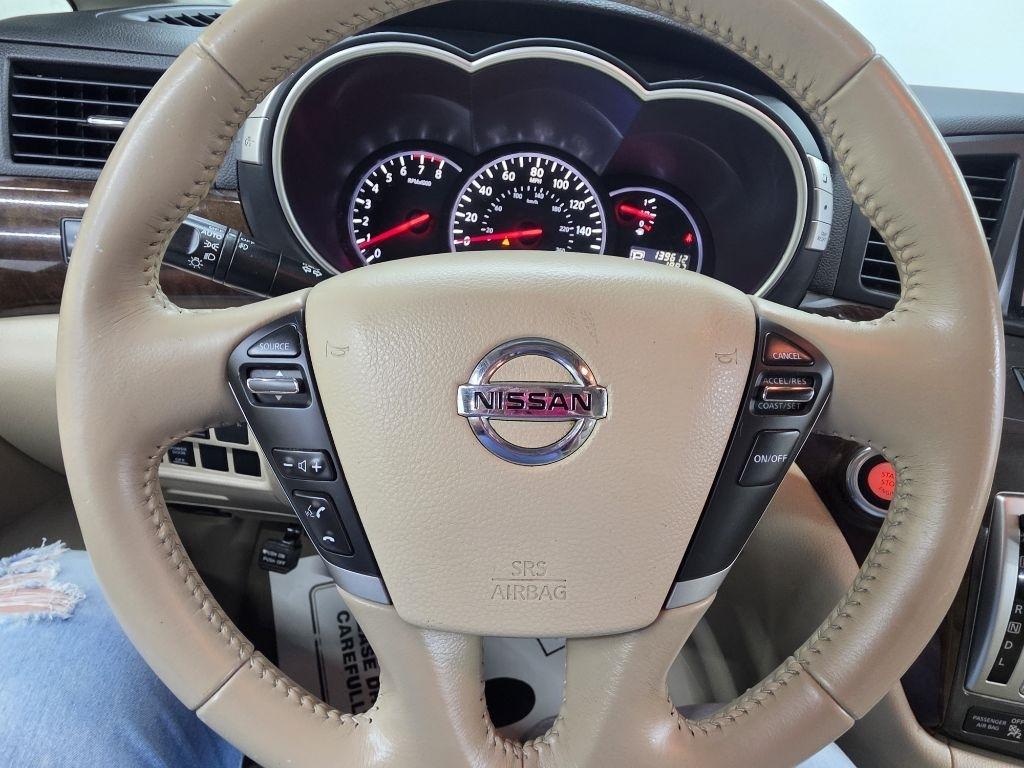 Nissan Quest  2013