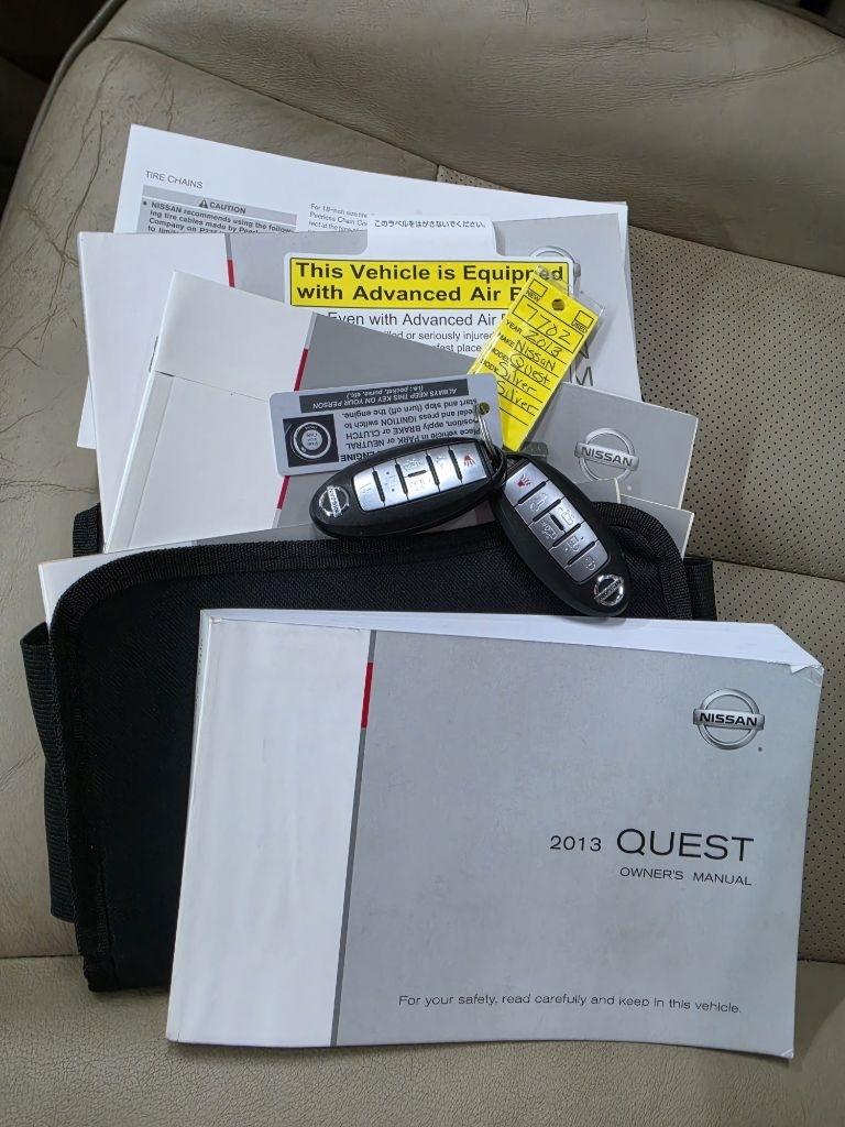 Nissan Quest  2013