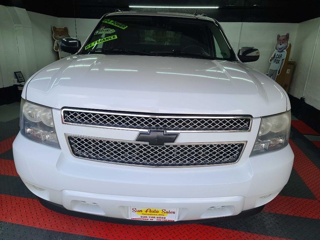 Chevrolet Avalanche  2010