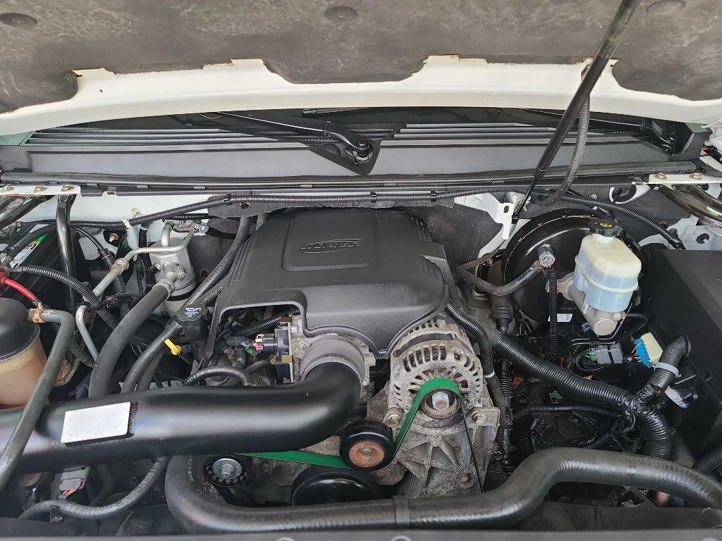 Chevrolet Avalanche  2010