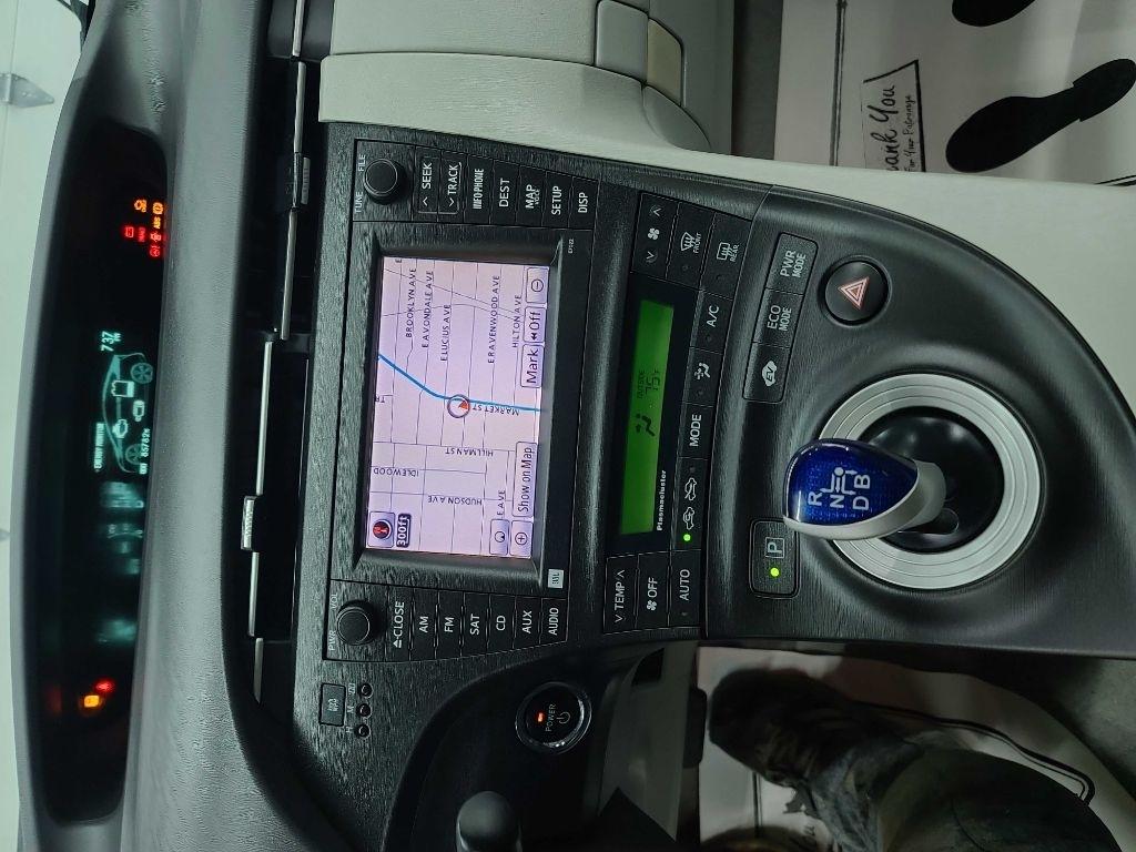 Toyota Prius  2010