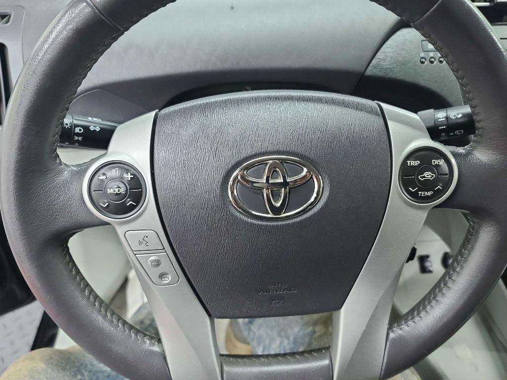 Toyota Prius  2010