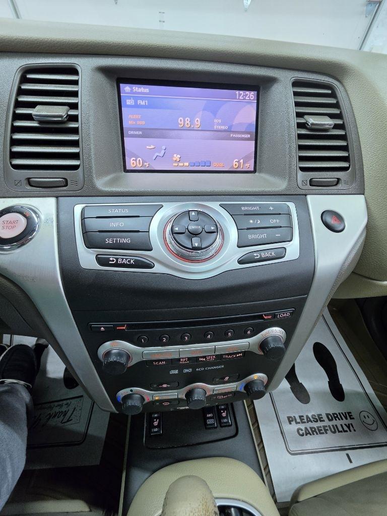Nissan Murano  2010