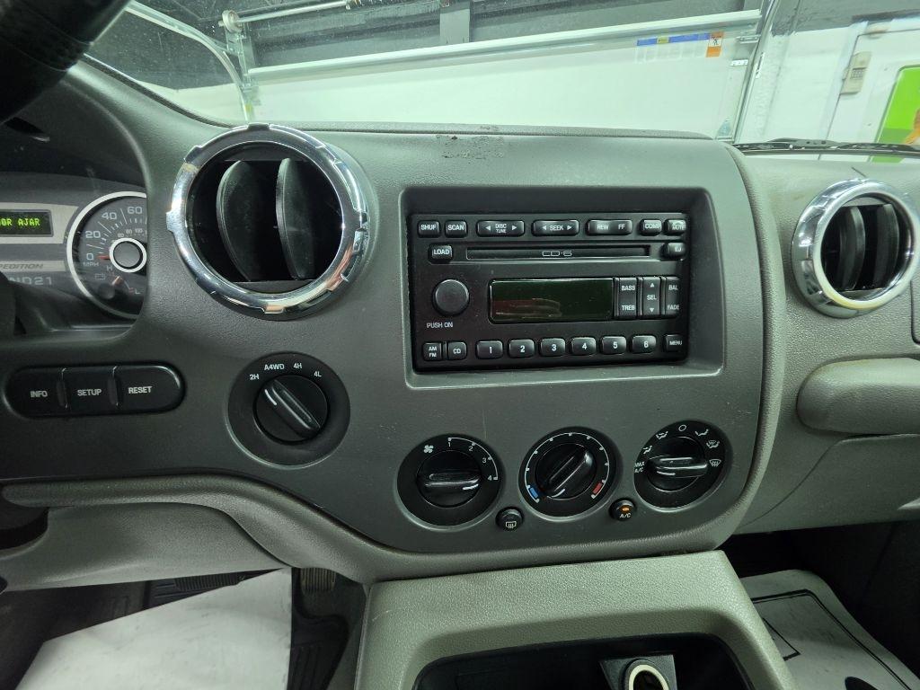 Ford Expedition  2005
