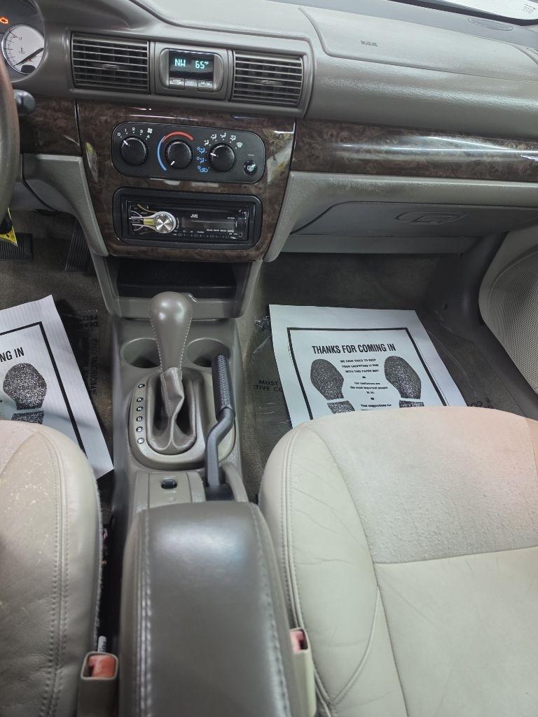 Chrysler Sebring  2004