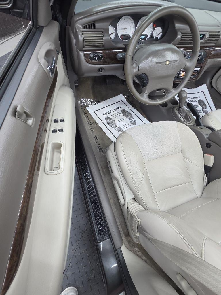 Chrysler Sebring  2004