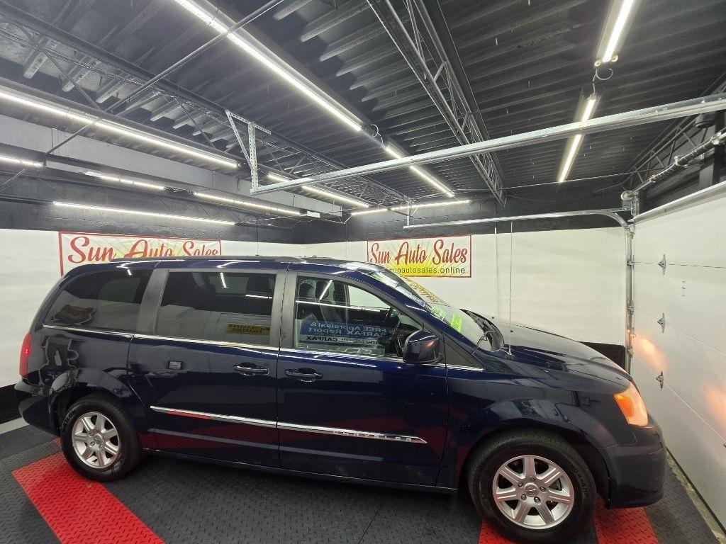 Chrysler Town & Country  2012