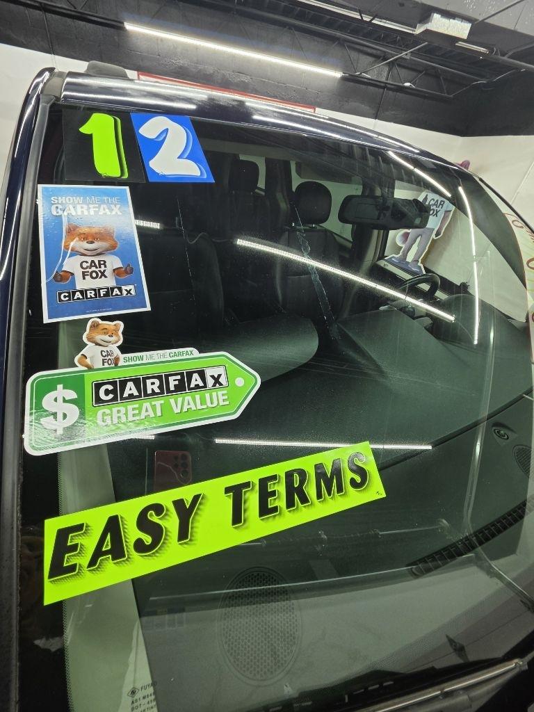 Chrysler Town & Country  2012