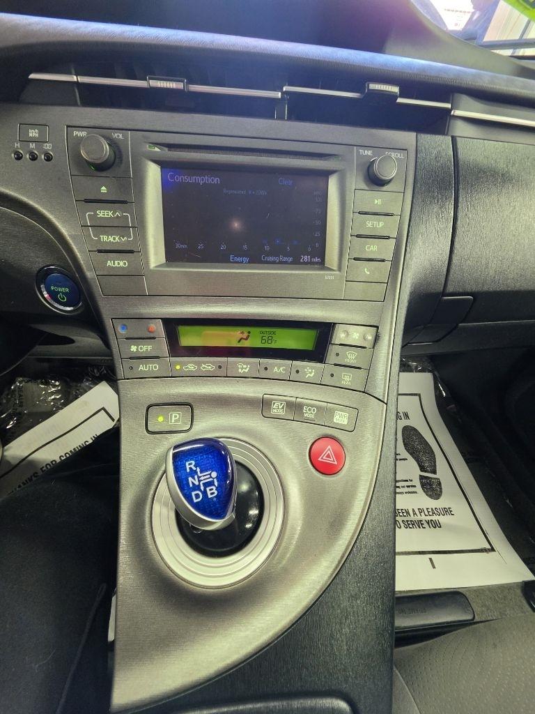 Toyota Prius  2013