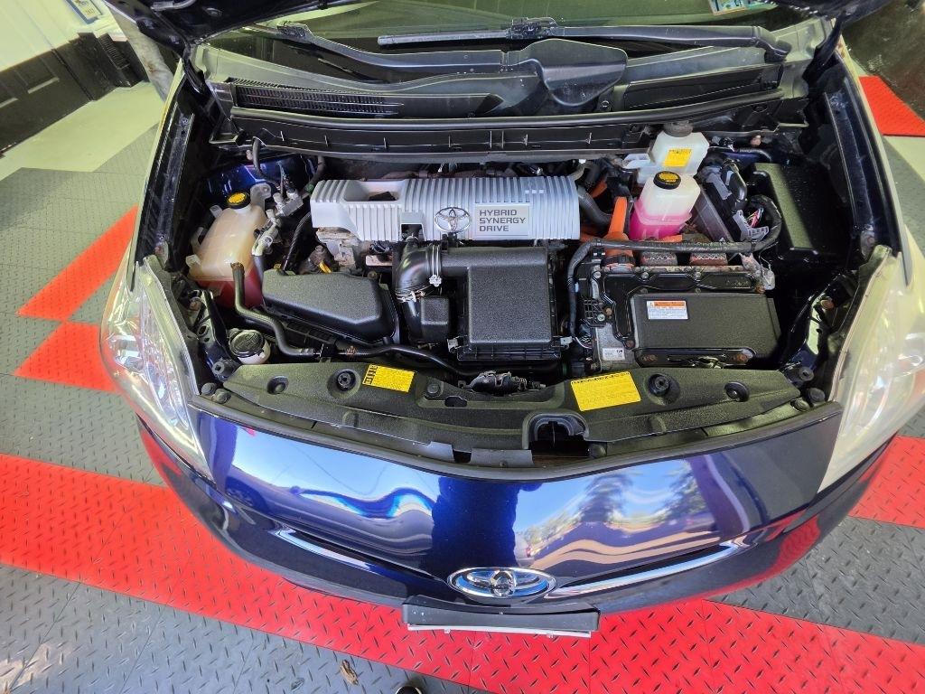 Toyota Prius  2013