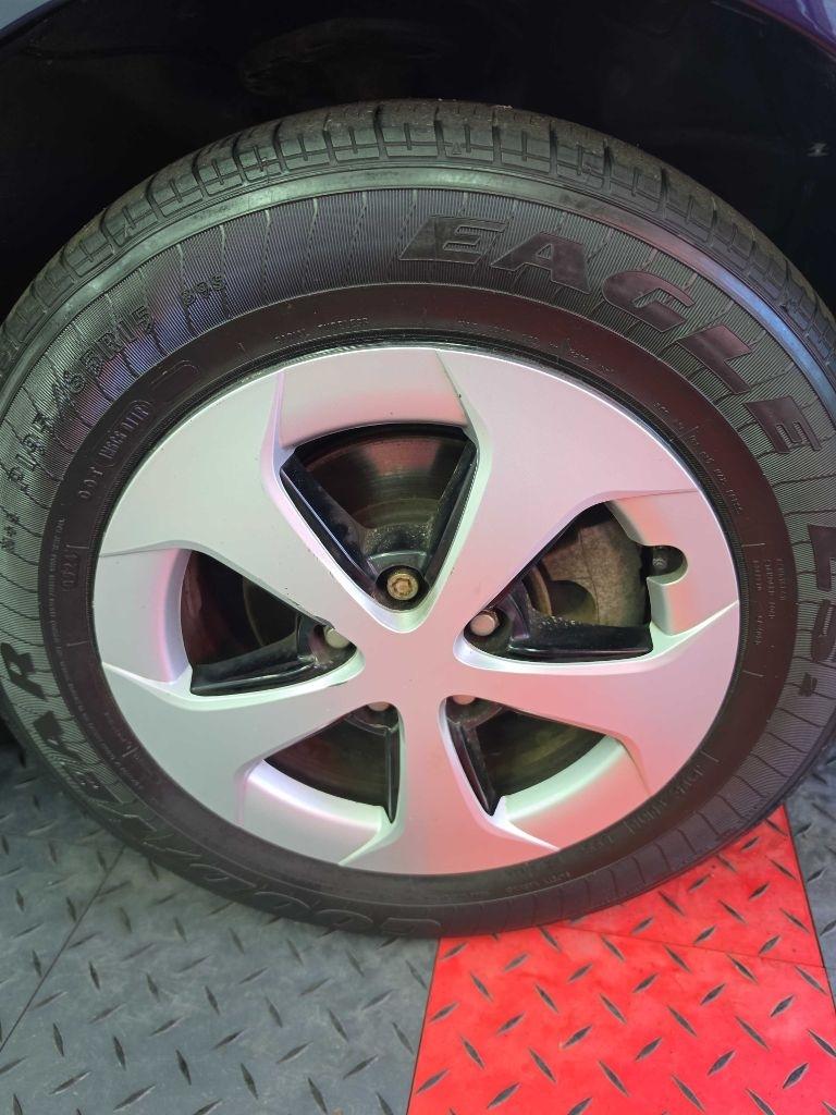 Toyota Prius  2013