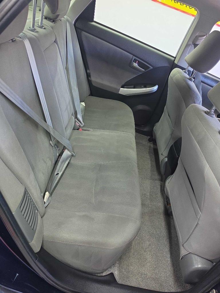 Toyota Prius  2013