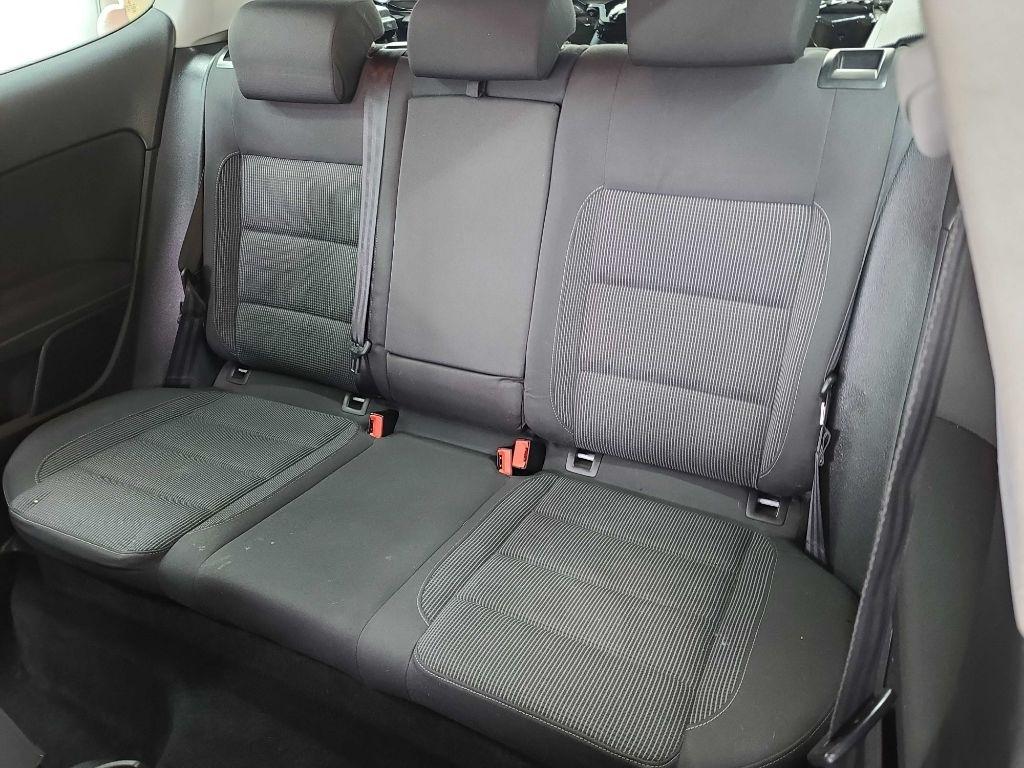 Volkswagen Golf  2010
